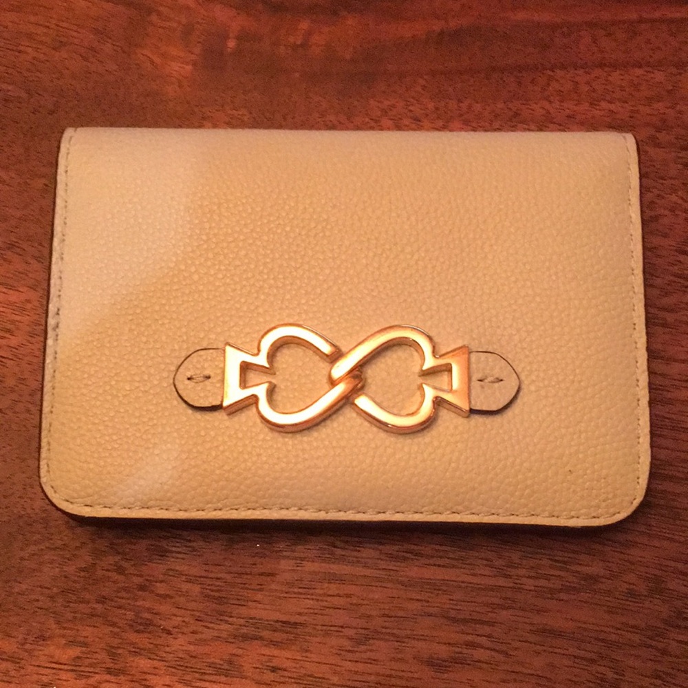 Kate Spade Bifold Cardholder Wallet 😍😍😍😍😍😍😍